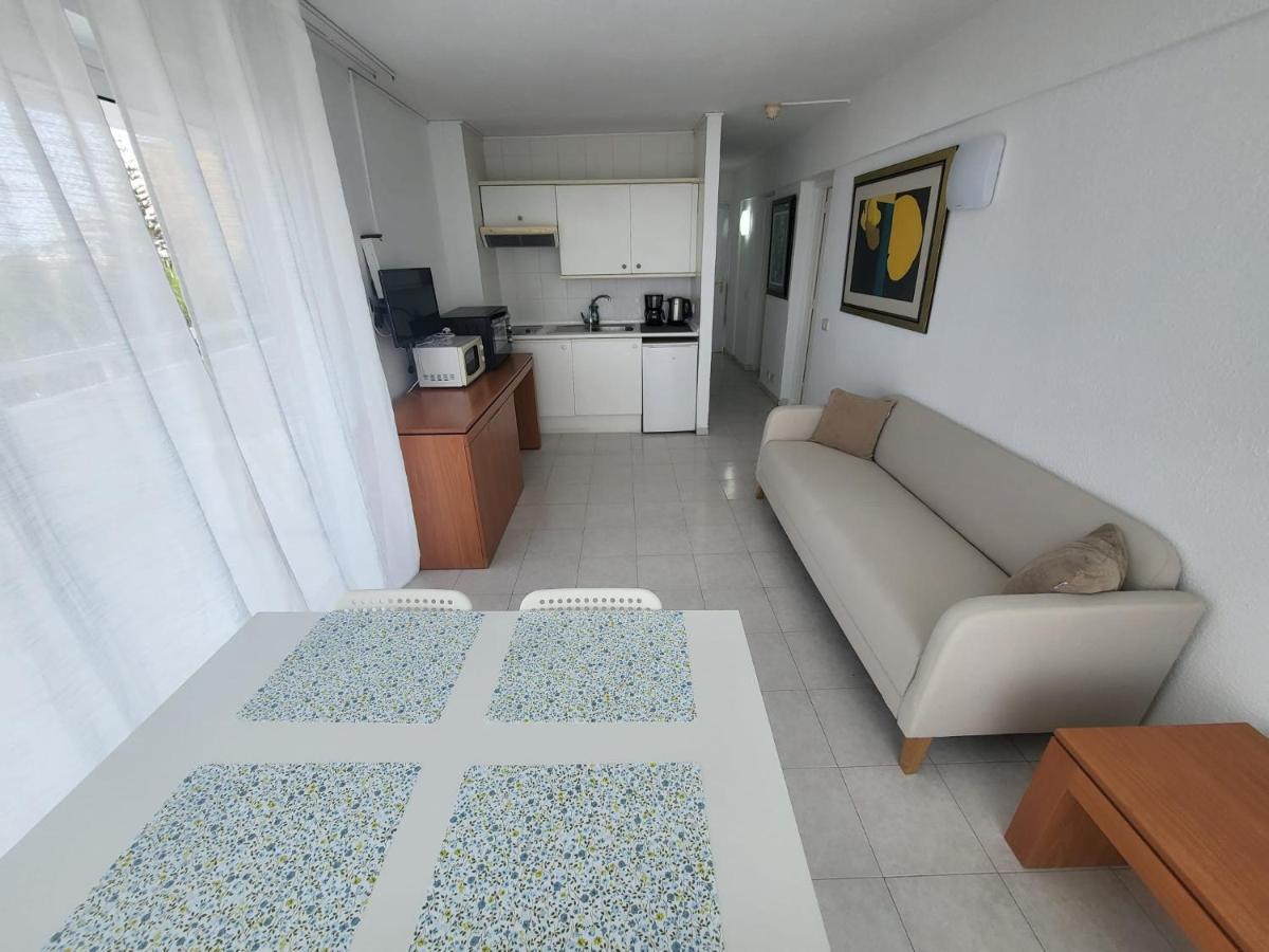 Cozy Apartment Near The Beach プラヤ・デ・ラス・アメリカス エクステリア 写真